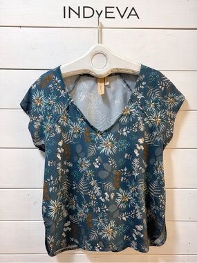 INDYEVA TEAL FLORAL TOP  – M